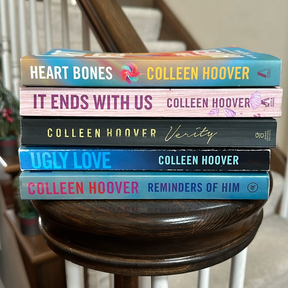5 Colleen Hoover Books